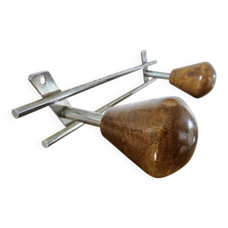 Porte manteau mural scandinave, bois et métal chromé, années 60 70