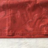 Large red tablecloth for 8 places and napkins