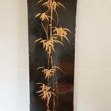 Lacquered screen with a horse pattern