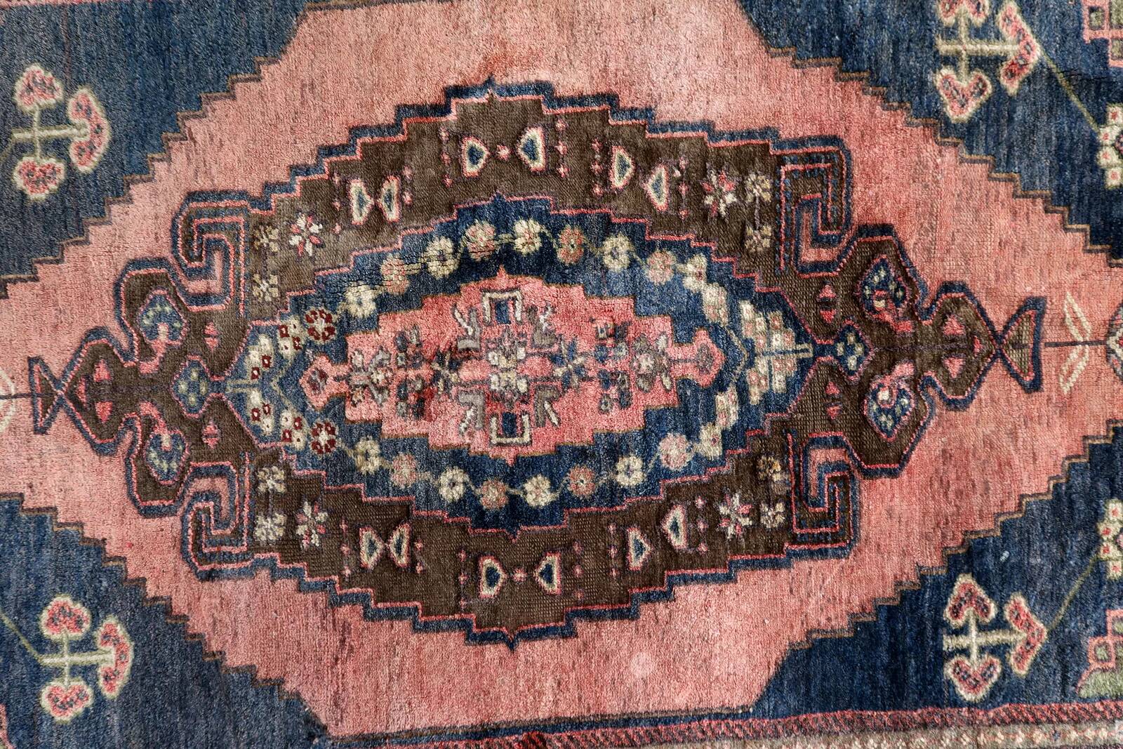 Tapis turc anatolien fait main, années 1970
