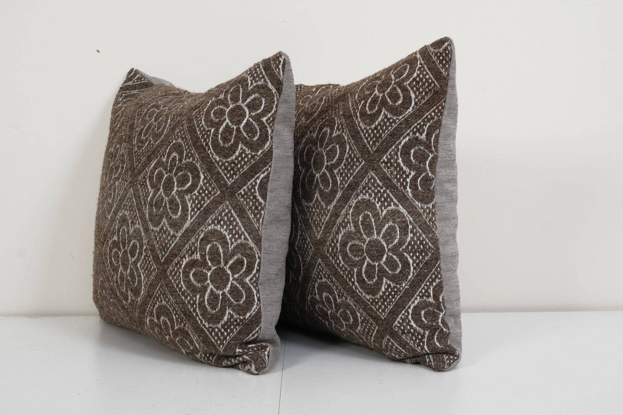 Set of 2 vintage Turkish cushion covers 51x51 cm