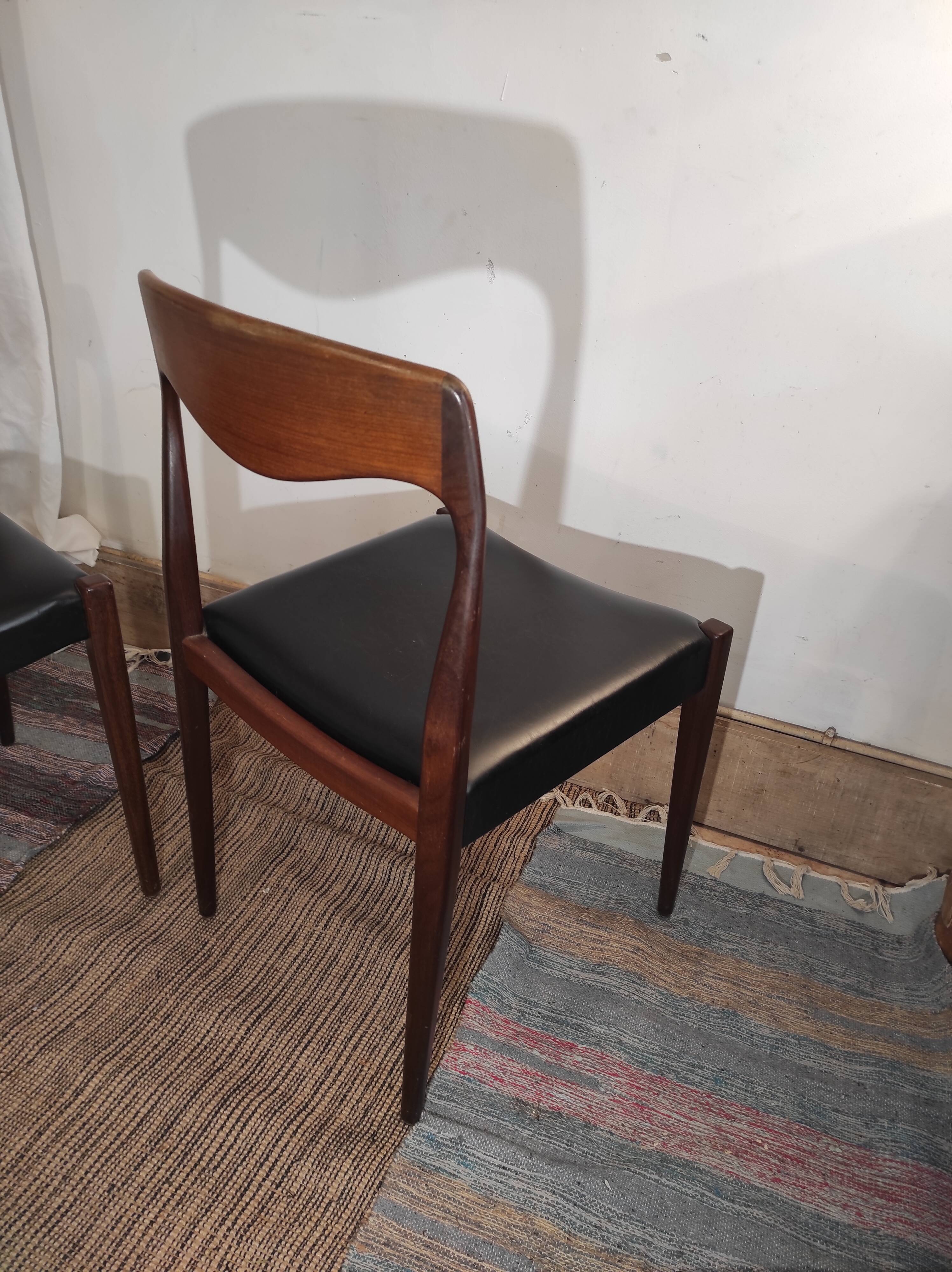 5 Scandinavian/Danish style chairs