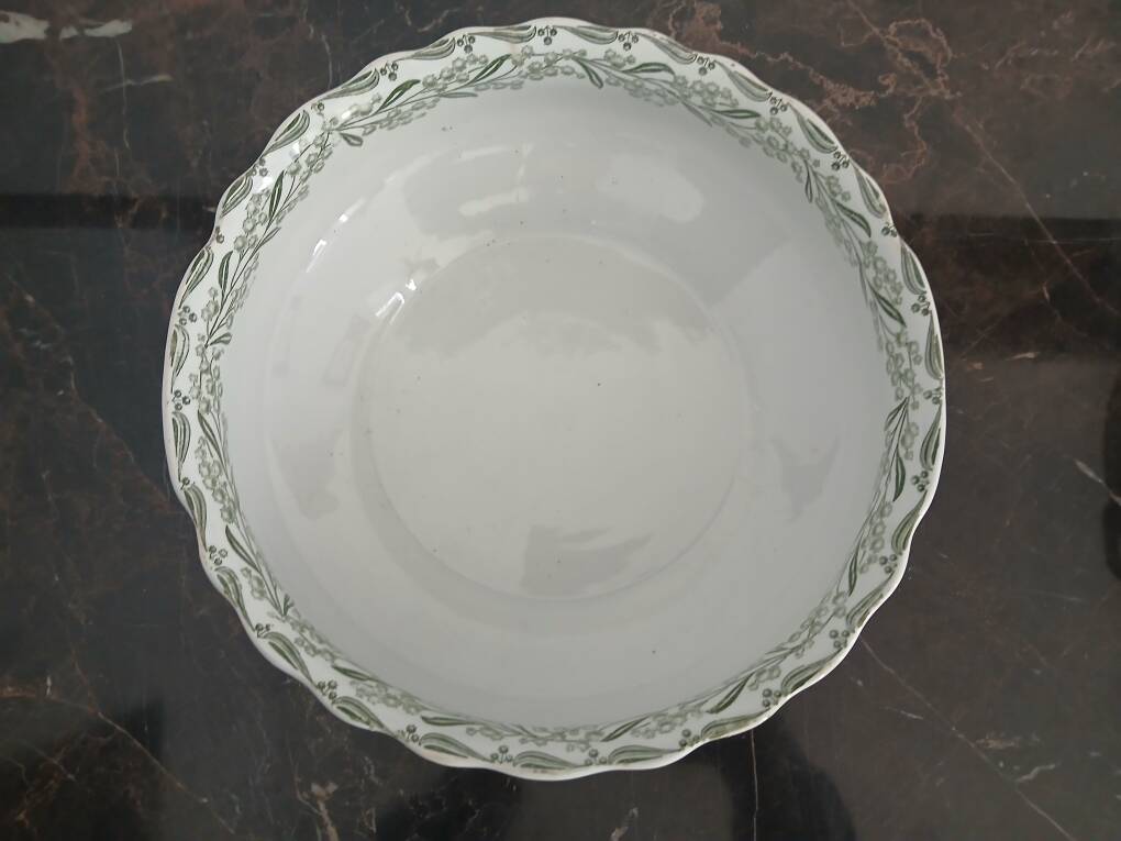 Large Saint-Amand salad bowl with mimosa decoration