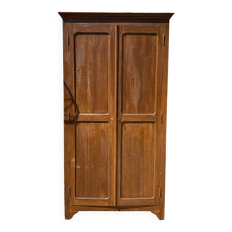 Armoire parisienne