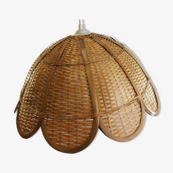 Vintage rattan suspension tulip