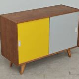 Buffet U-452 jaune et gris par Jiri Jiroutek pour Interier Praha 1960