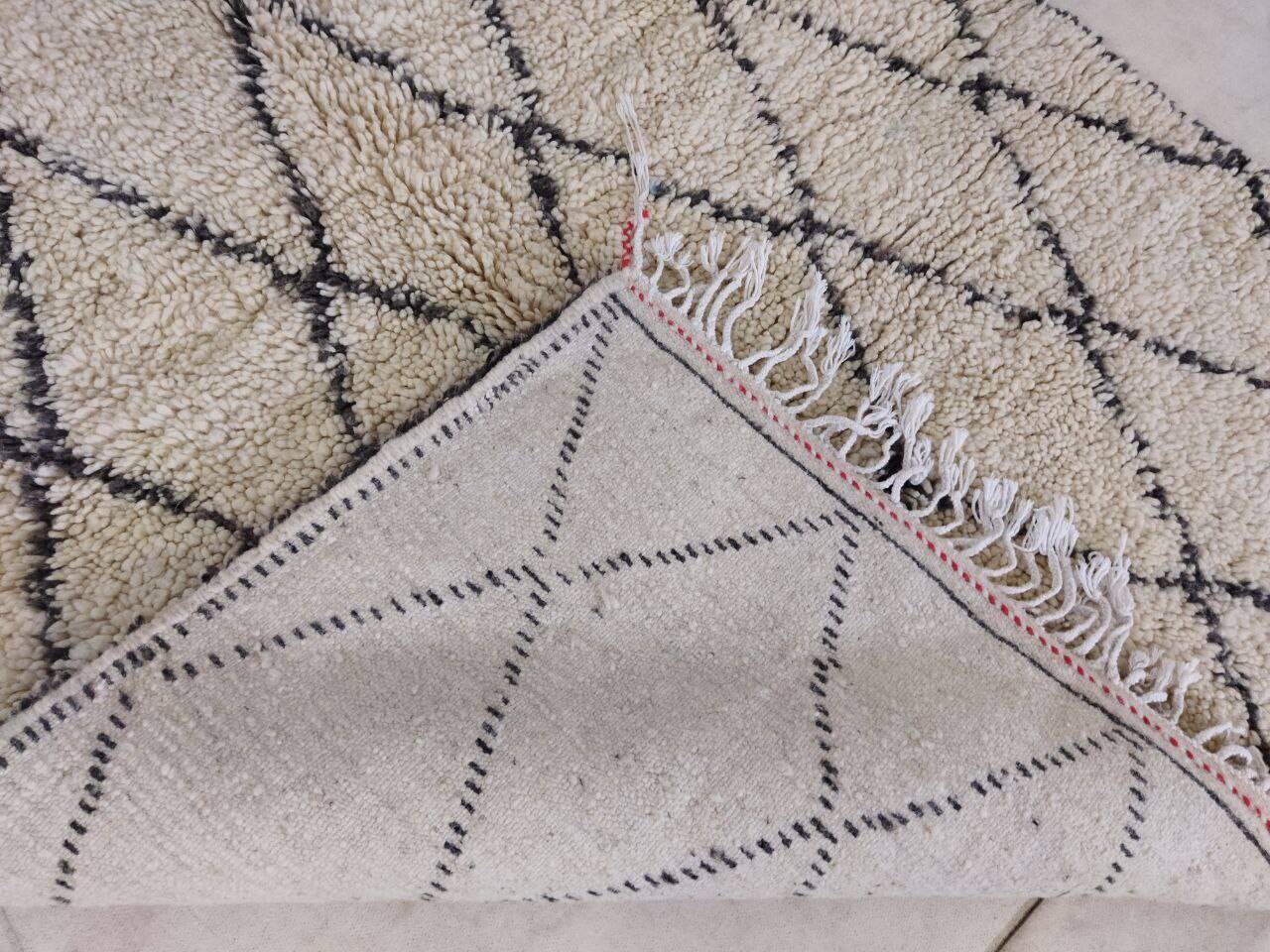 Handmade Moroccan Berber rug 291 X 116 CM