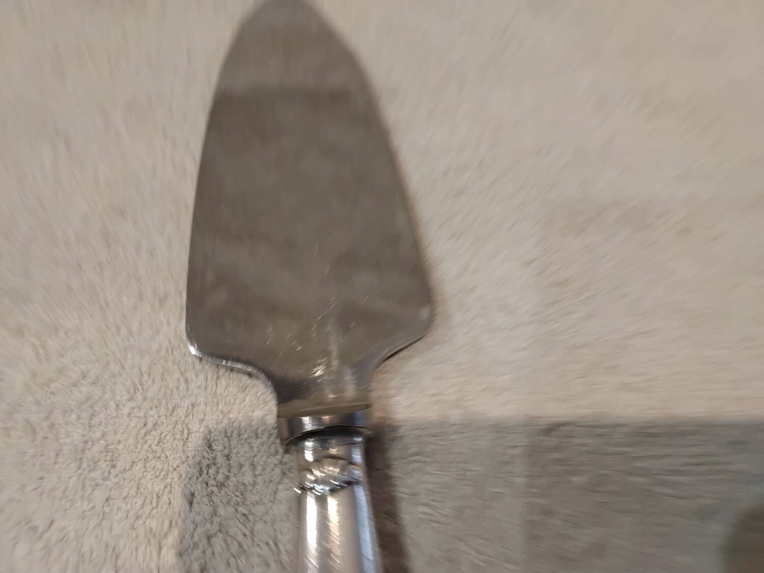 Christofle Vendome silver-plated metal cutting pie server