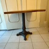 Table bistrot en manguier et fonte