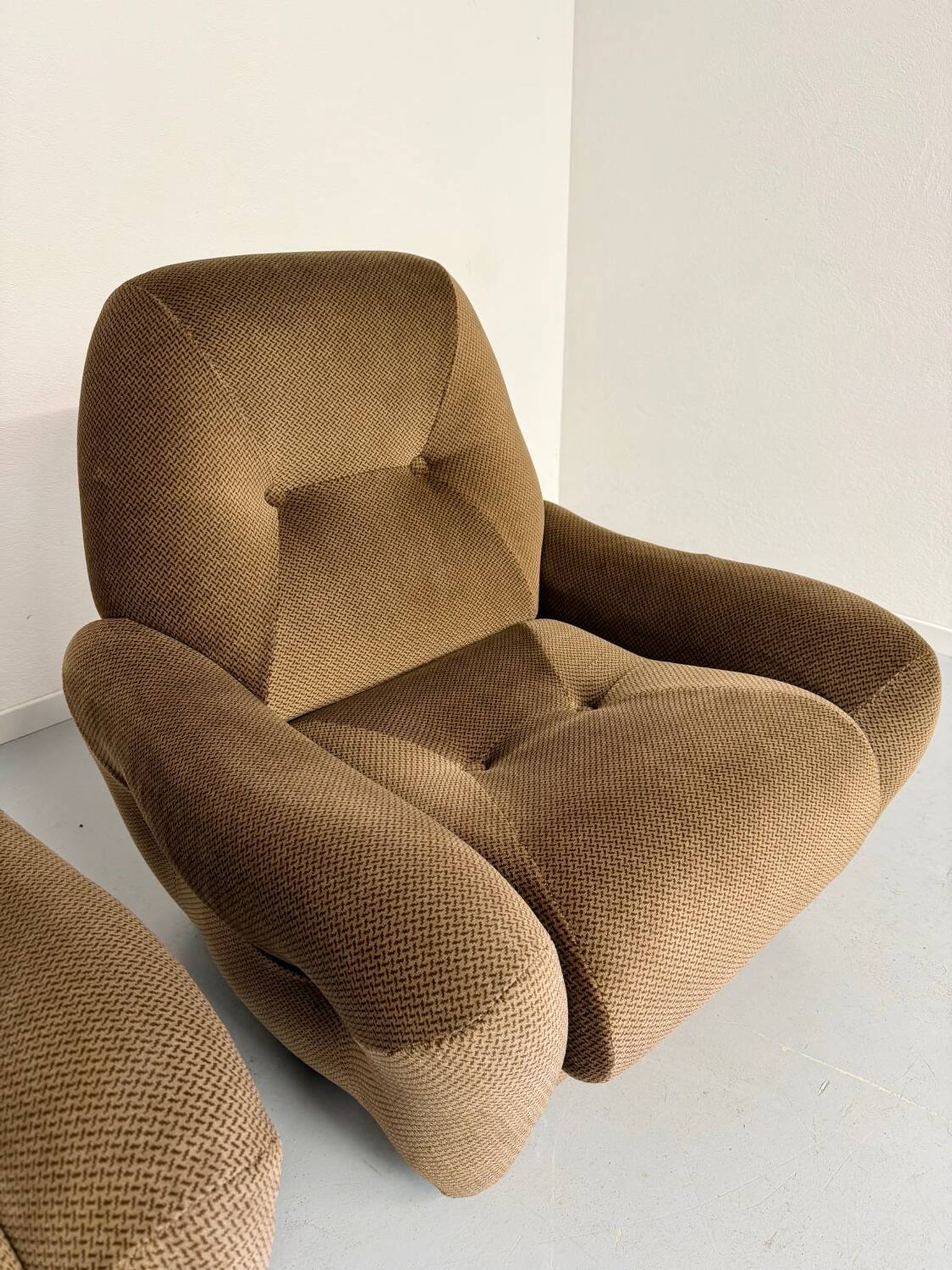 Lot of 2 cosy fabric armchairs, French design, vintage 1970s.