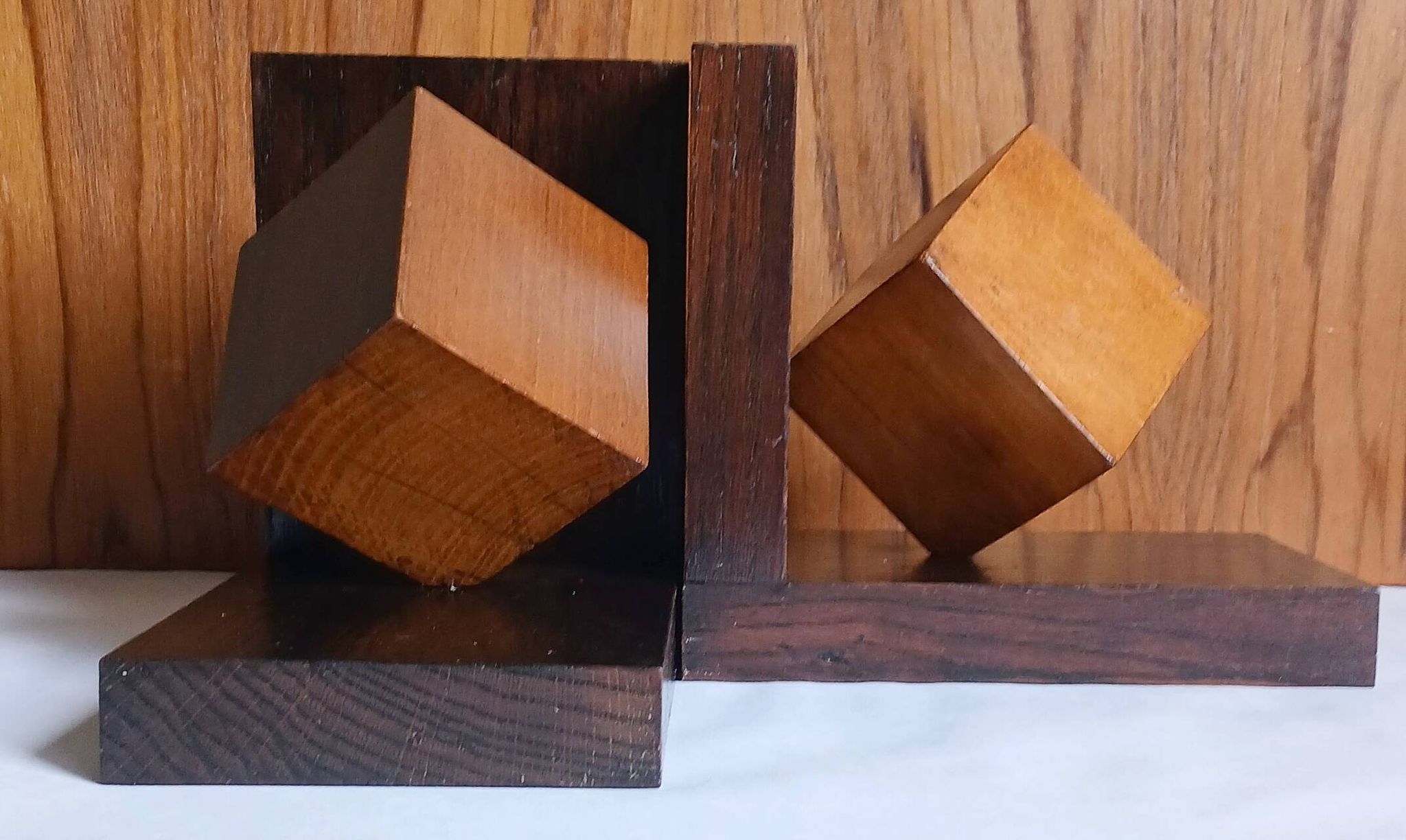 Cubist pair of bookends made of stained solid wood, 1960.
