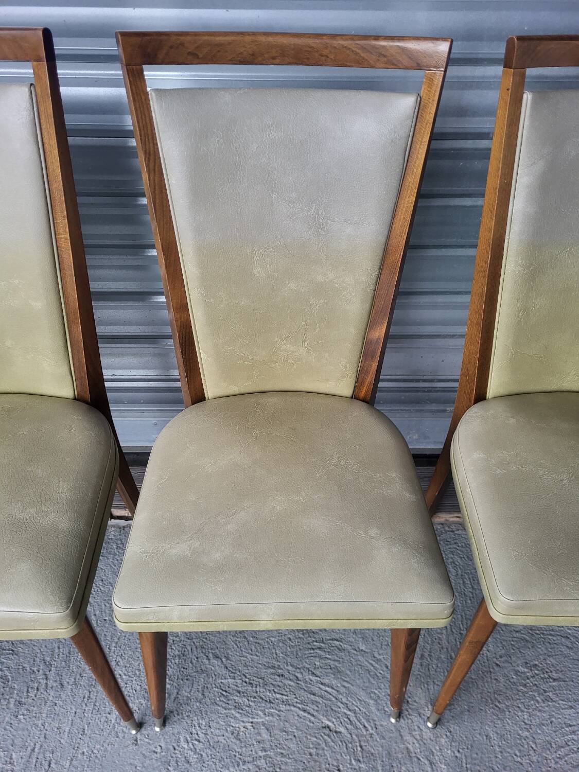 Série suite de 8 chaises Vintage circa 1960