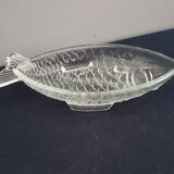 Fish-shaped glass cup