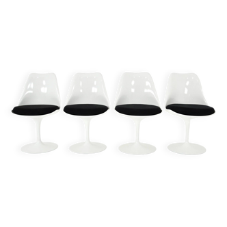 Ensemble de 4 Chaises de salle à manger Tulip par Eero Saarinen pour Knoll International, 1970s