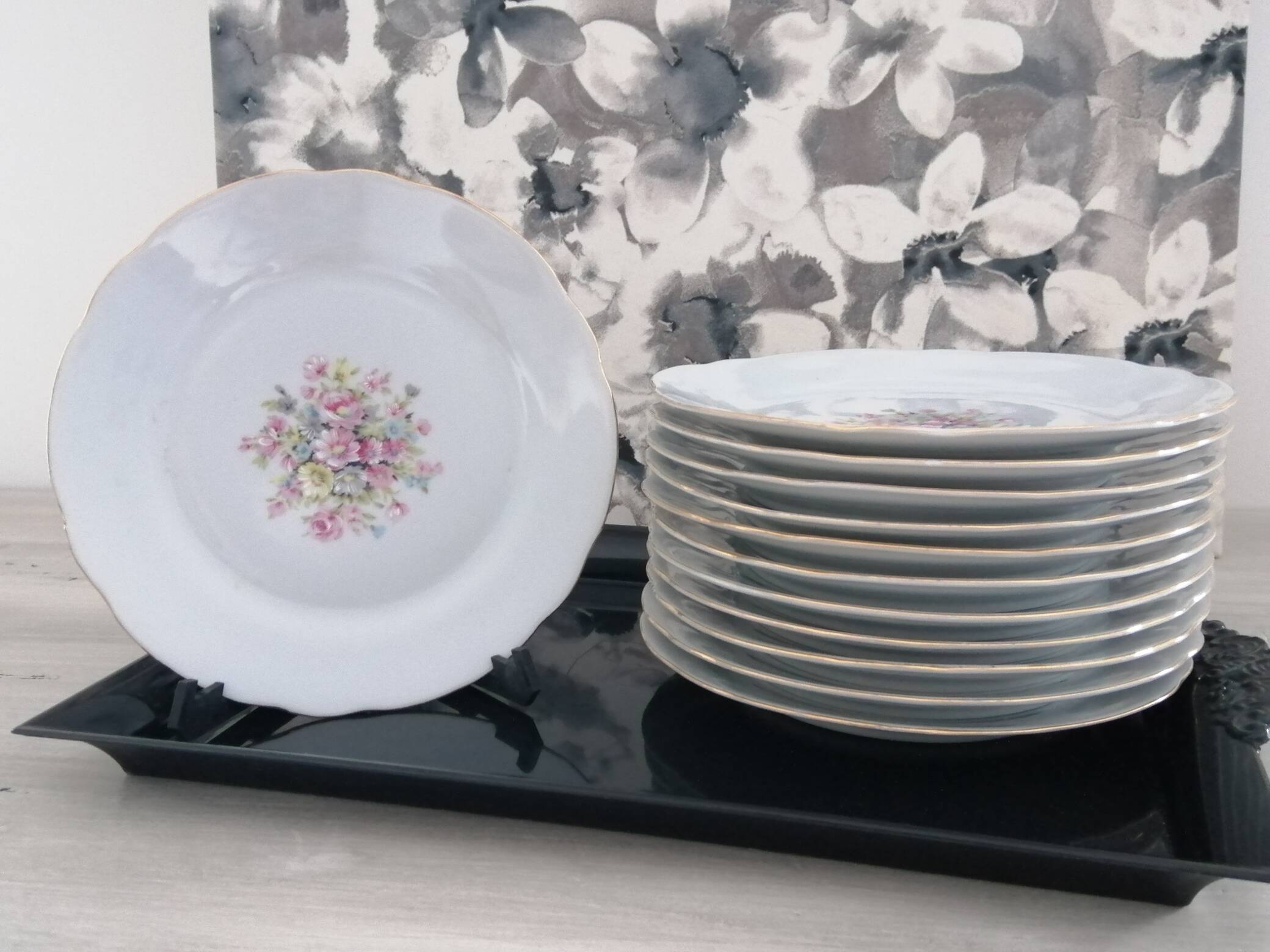 Dessert plates