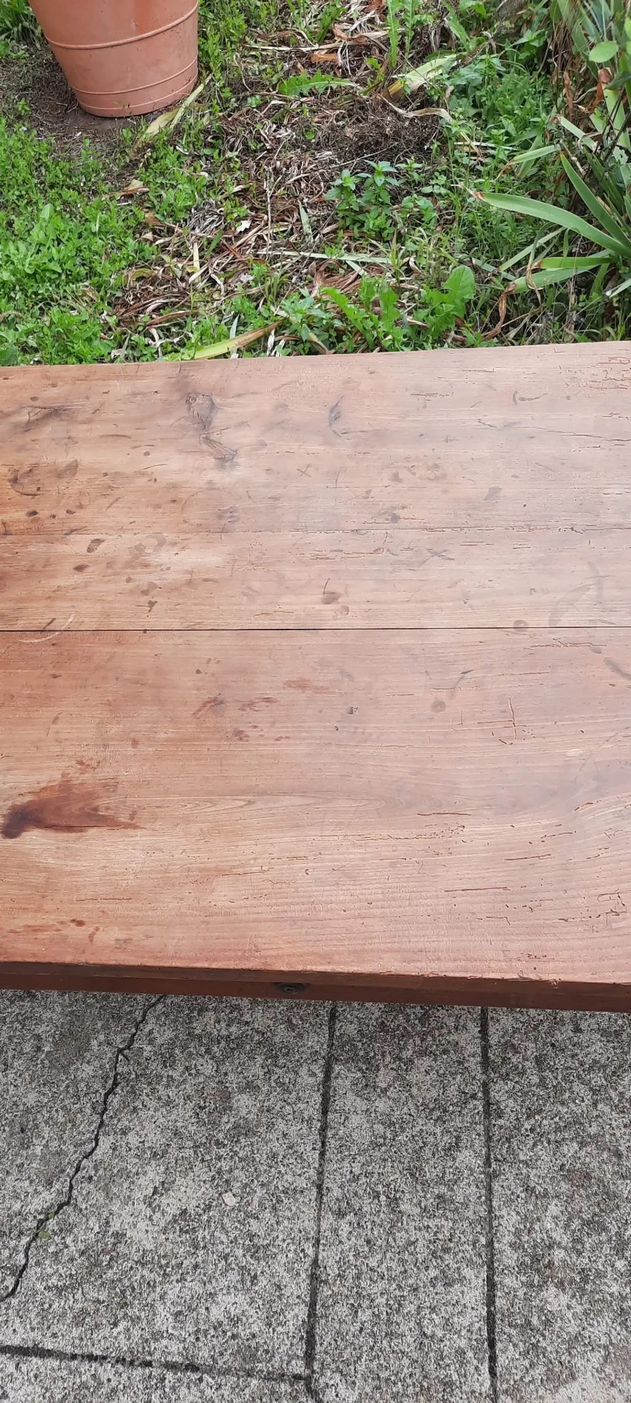 Low farmhouse table