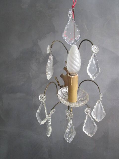Antique tassel wall lamp in bronze and crystal