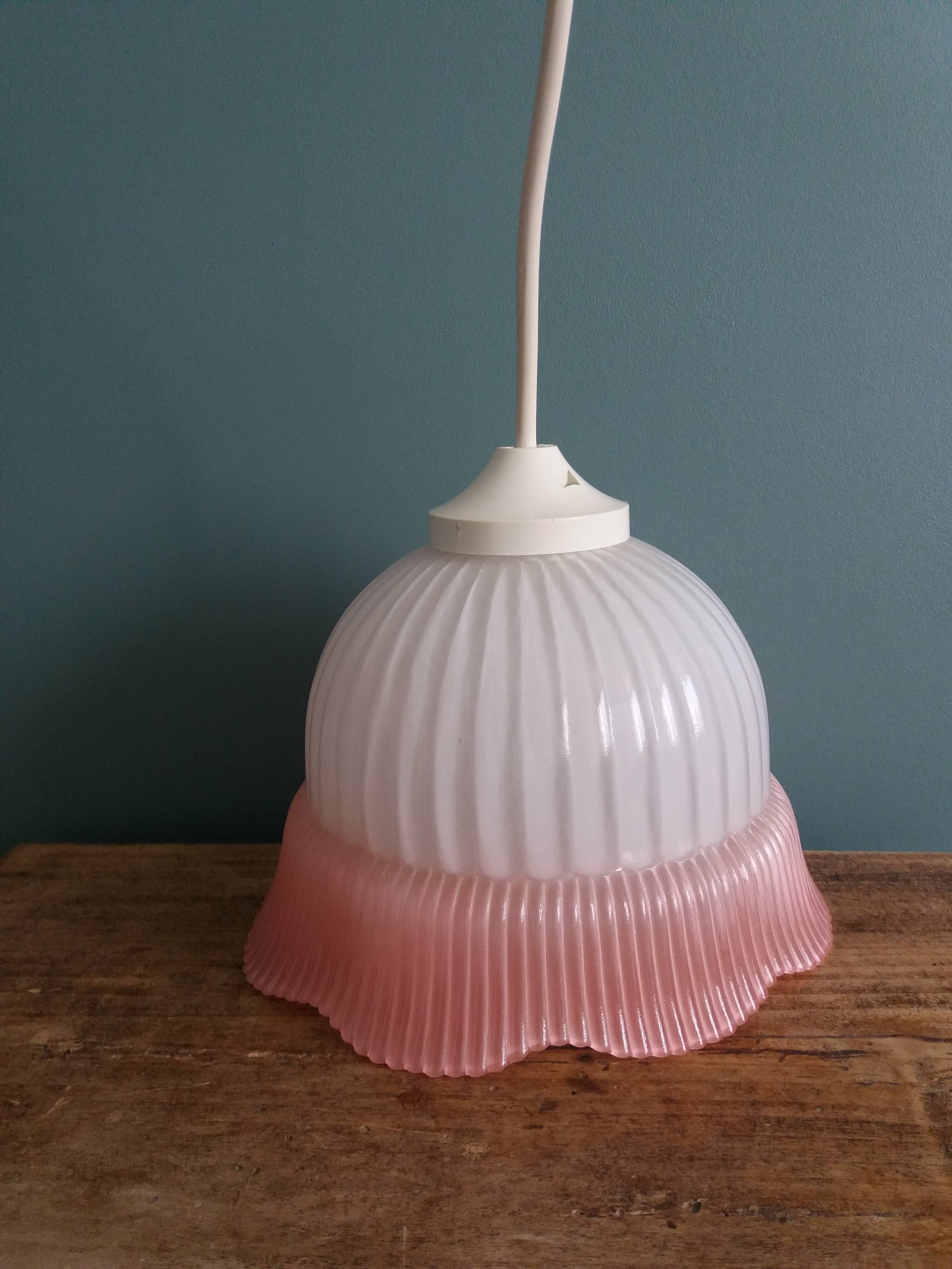 Pendant lamp with glass shade