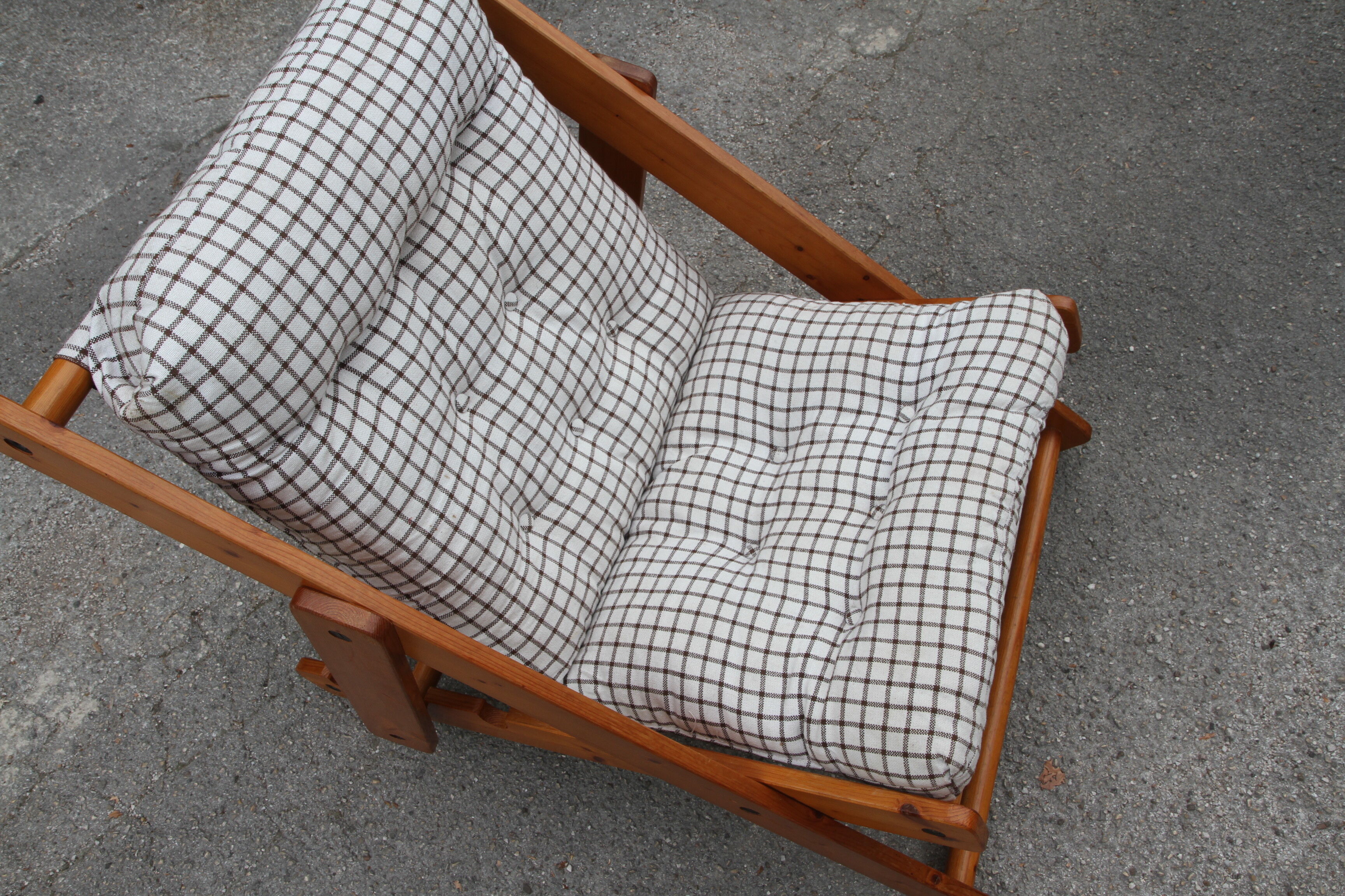 Kontiki chairs by Gillis Lundgren from the 1970s