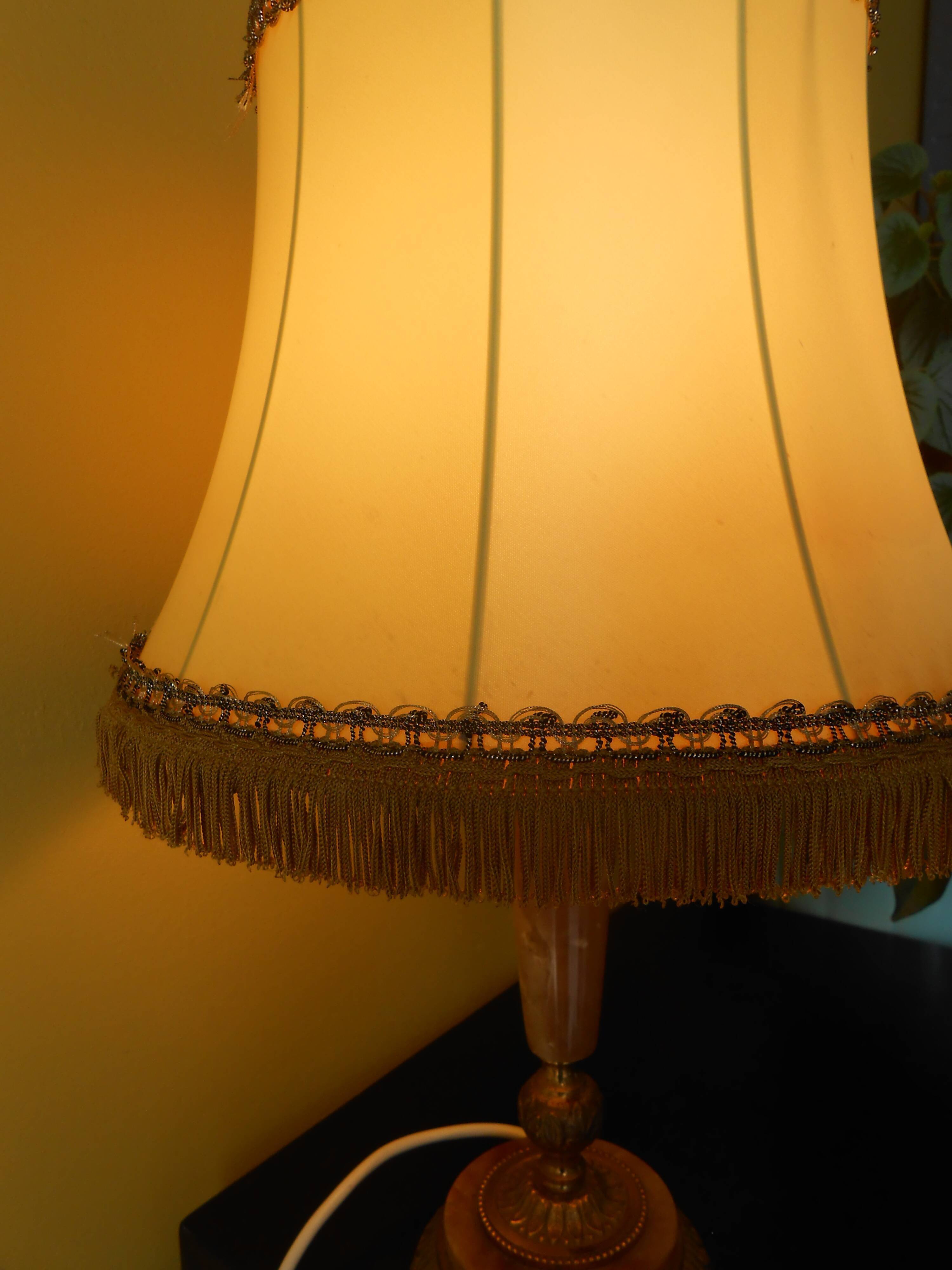 Alabaster lamp and gilt bronze, silk Lampshade