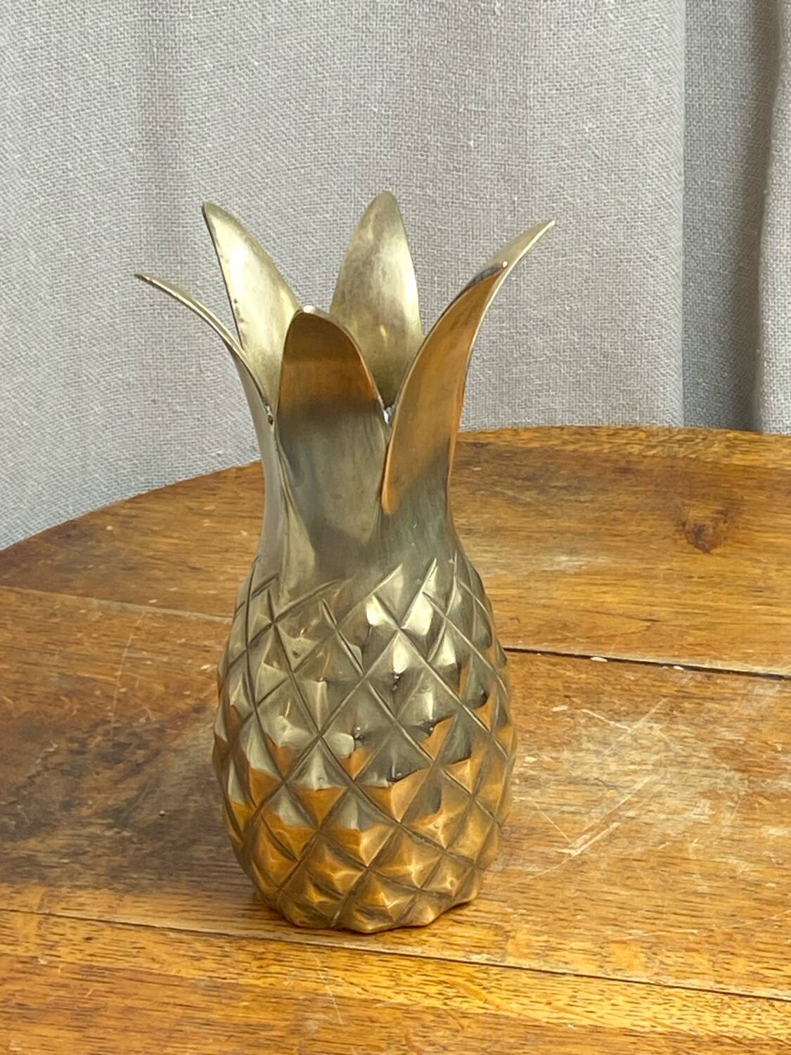 Pineapple vase in solid brass
