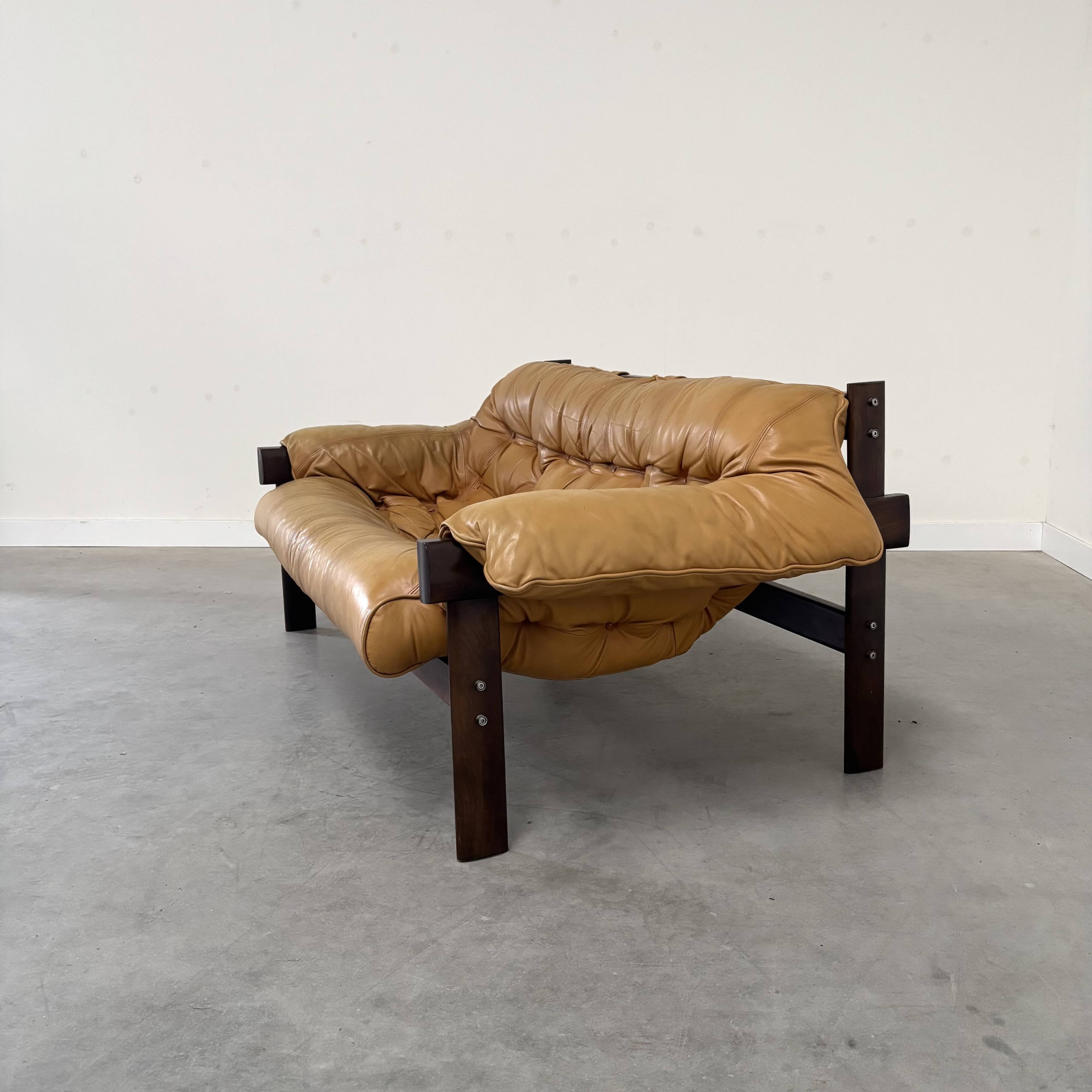 Percival Lafer MP-41 lounge sofa, 1970s