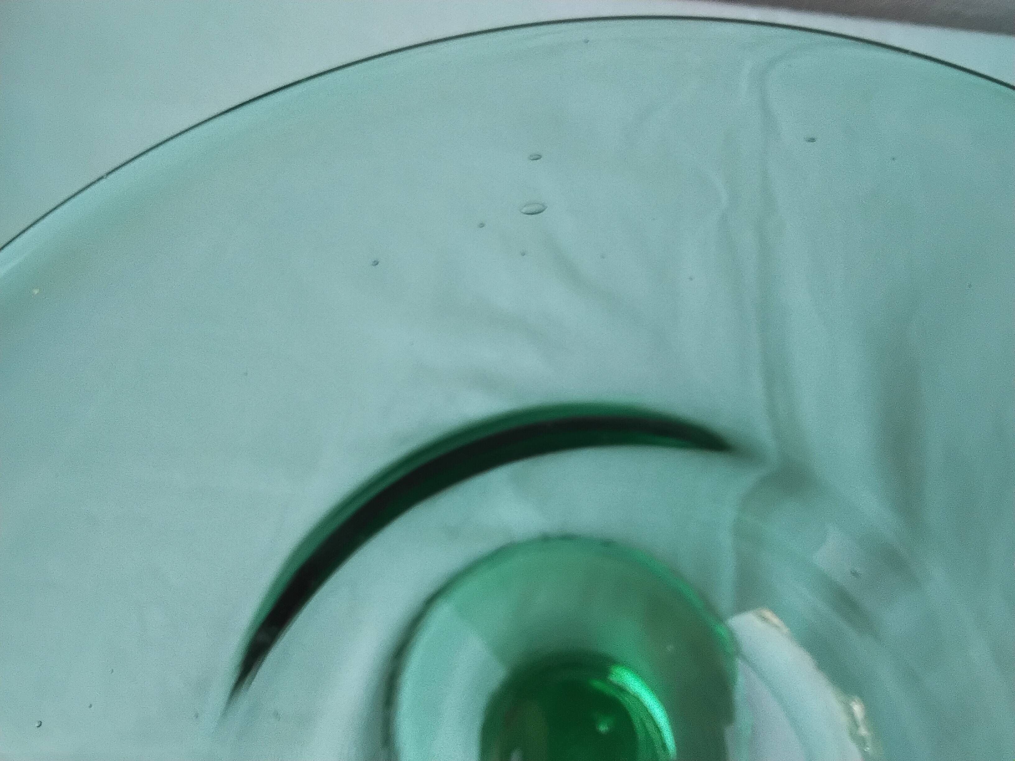 Coupe en verre sur pied