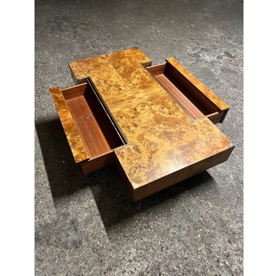 Elm burl coffee table with integrated drawers, Roche Bobois 1970
