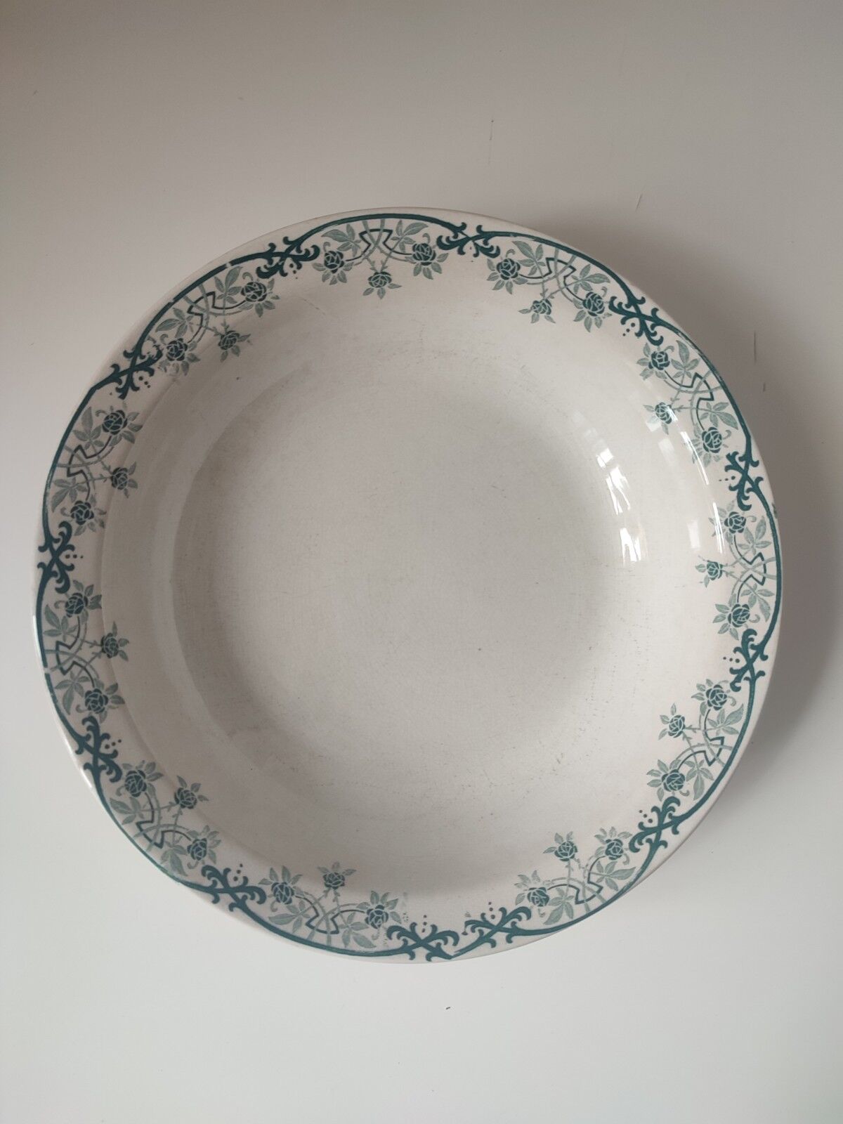 Hollow flat iron earth Saint Amand