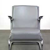 Vintage grey cow leather bauhaus design armchair by Ahrend de Cirkel