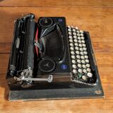 Triumph Perfekt typewriter