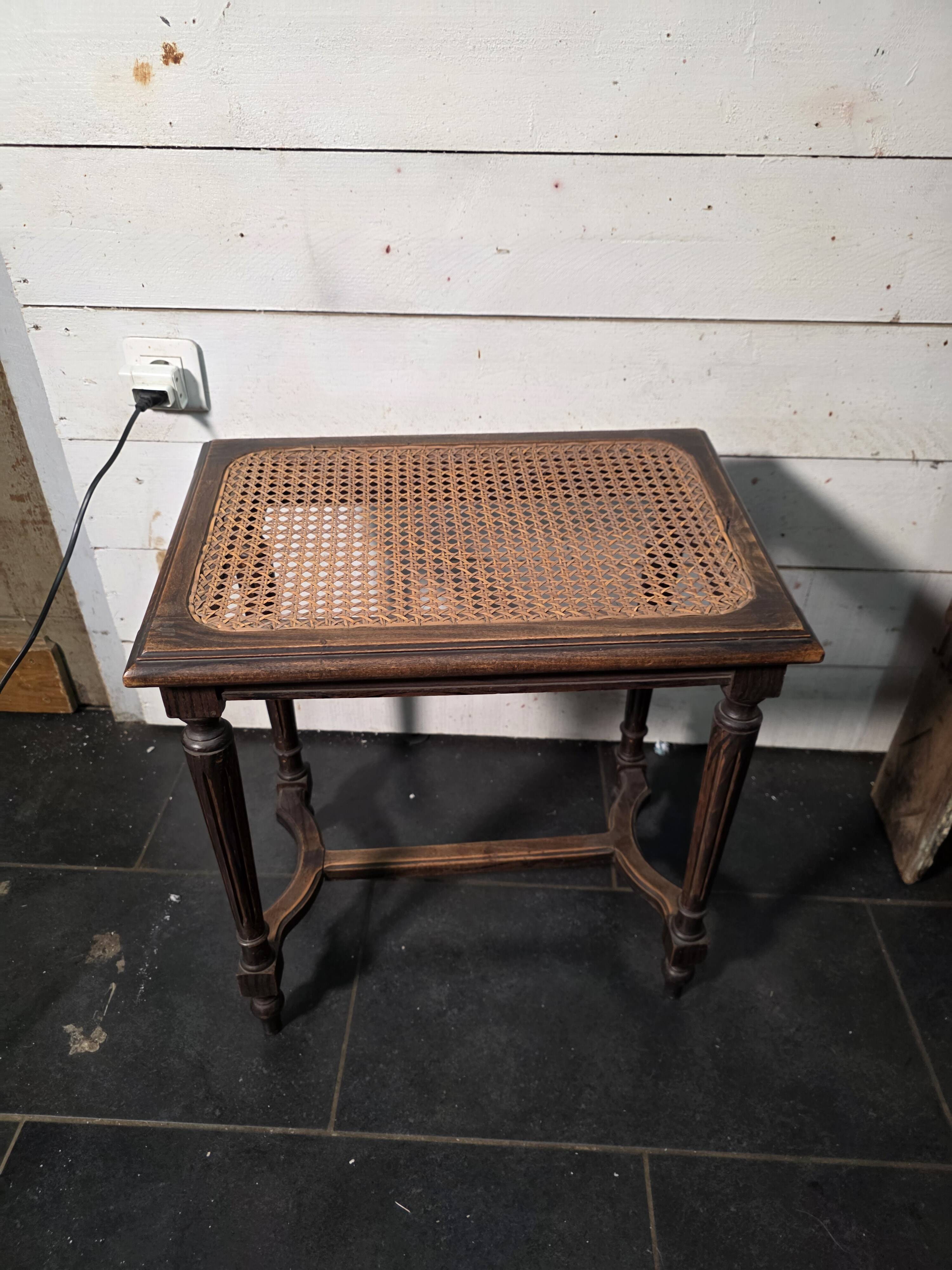 Louis XVI style piano stool in oak