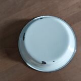 Round metal enamelled dish white edging blue dp 0323154
