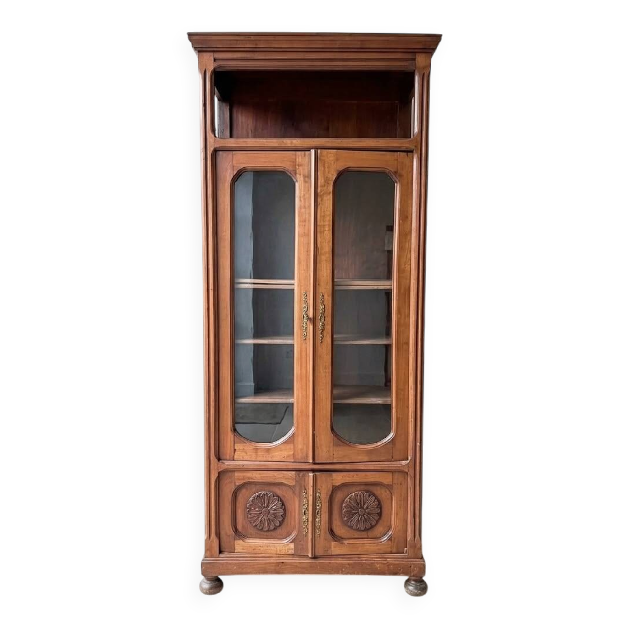 Antique display cabinet in brown wood – glass doors – 180 cm
