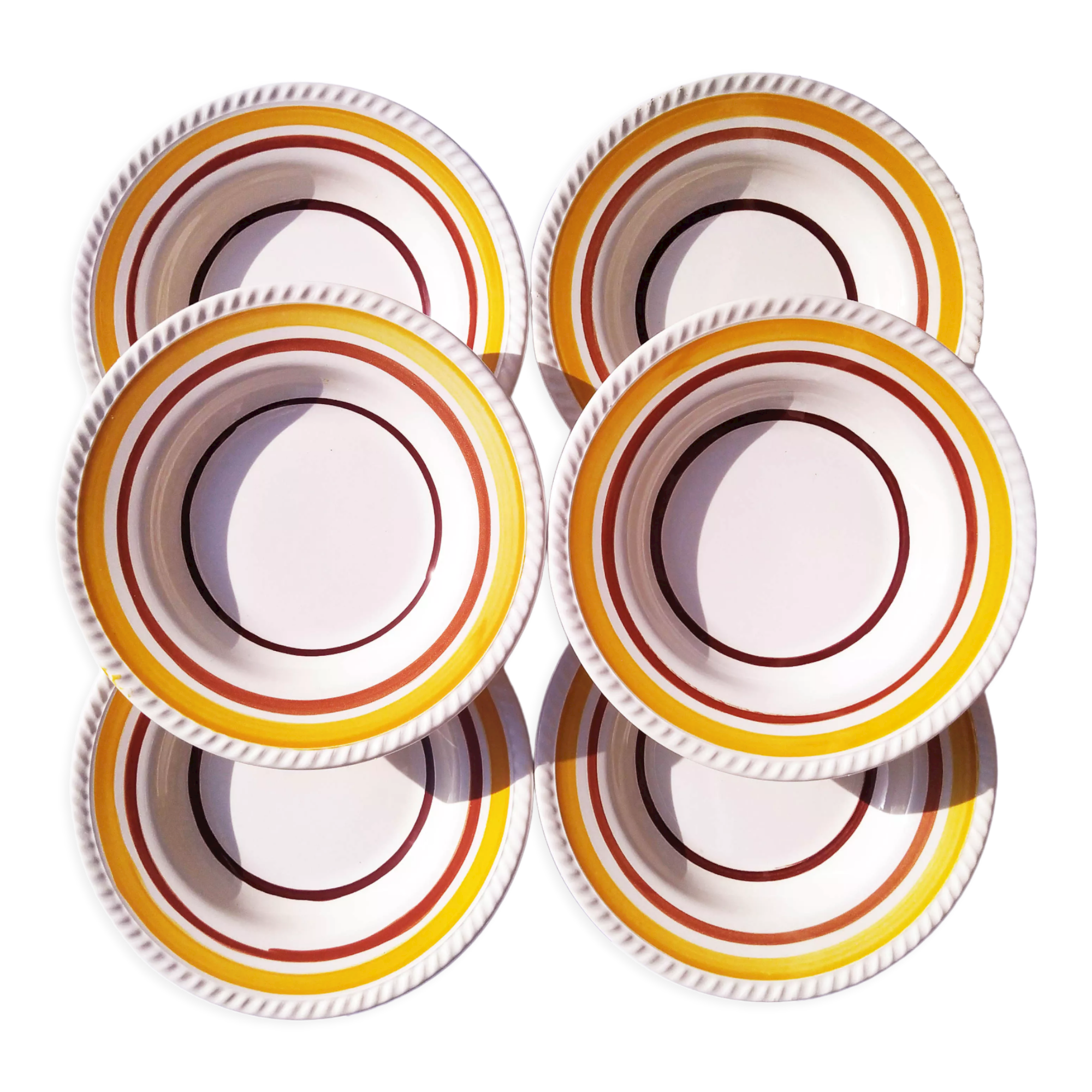 Set of 6 vintage 1970/1980s hollow plates.