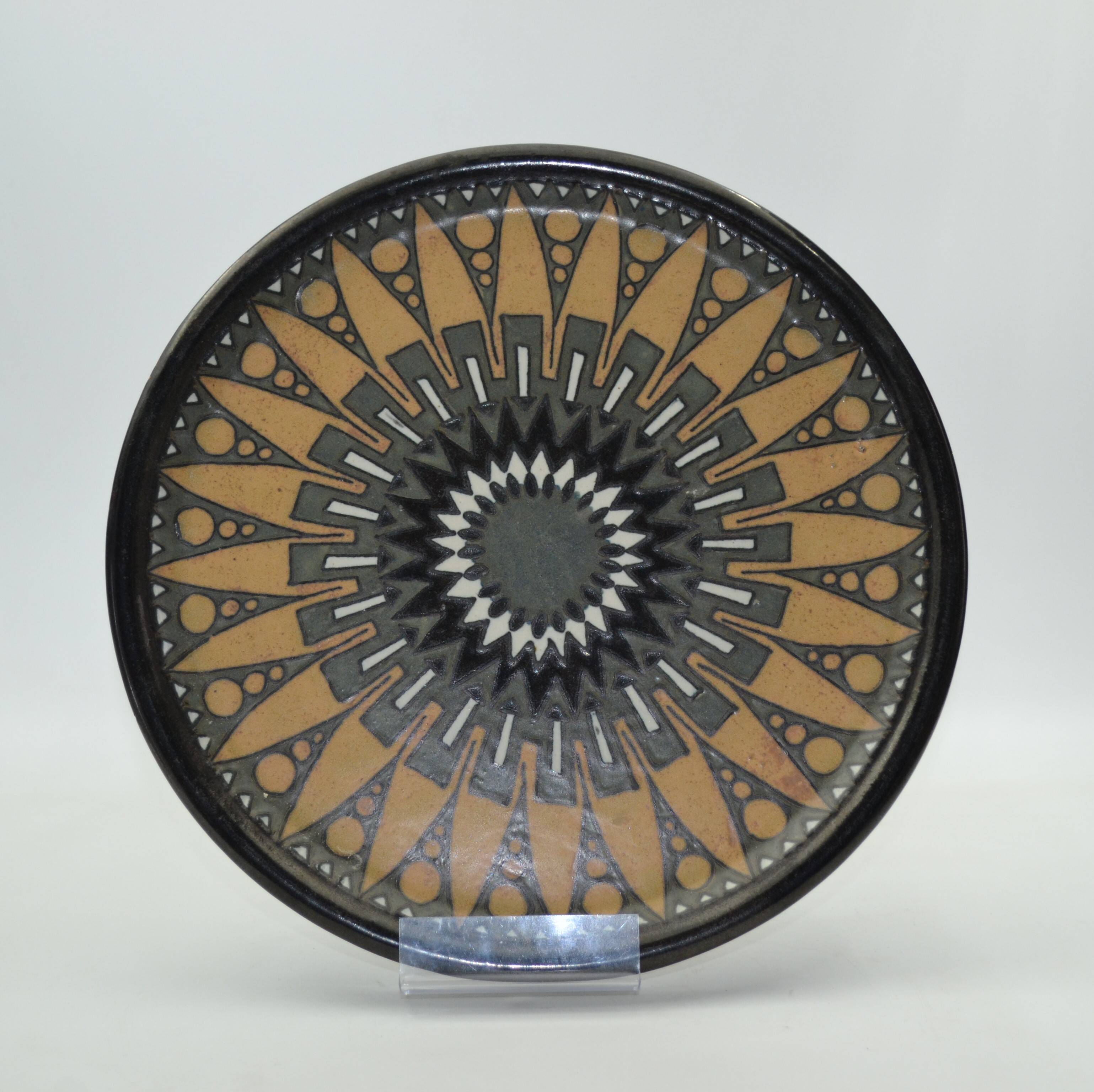 Large stoneware dish HB Quimper Odetta