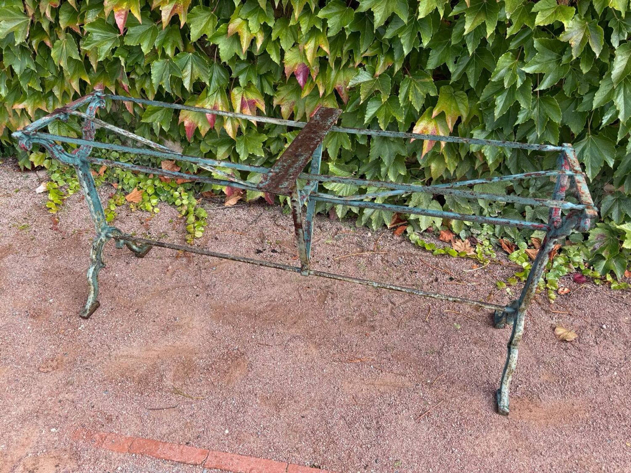 Double cast iron and marble bistro table signed Rieux Lyon 1900