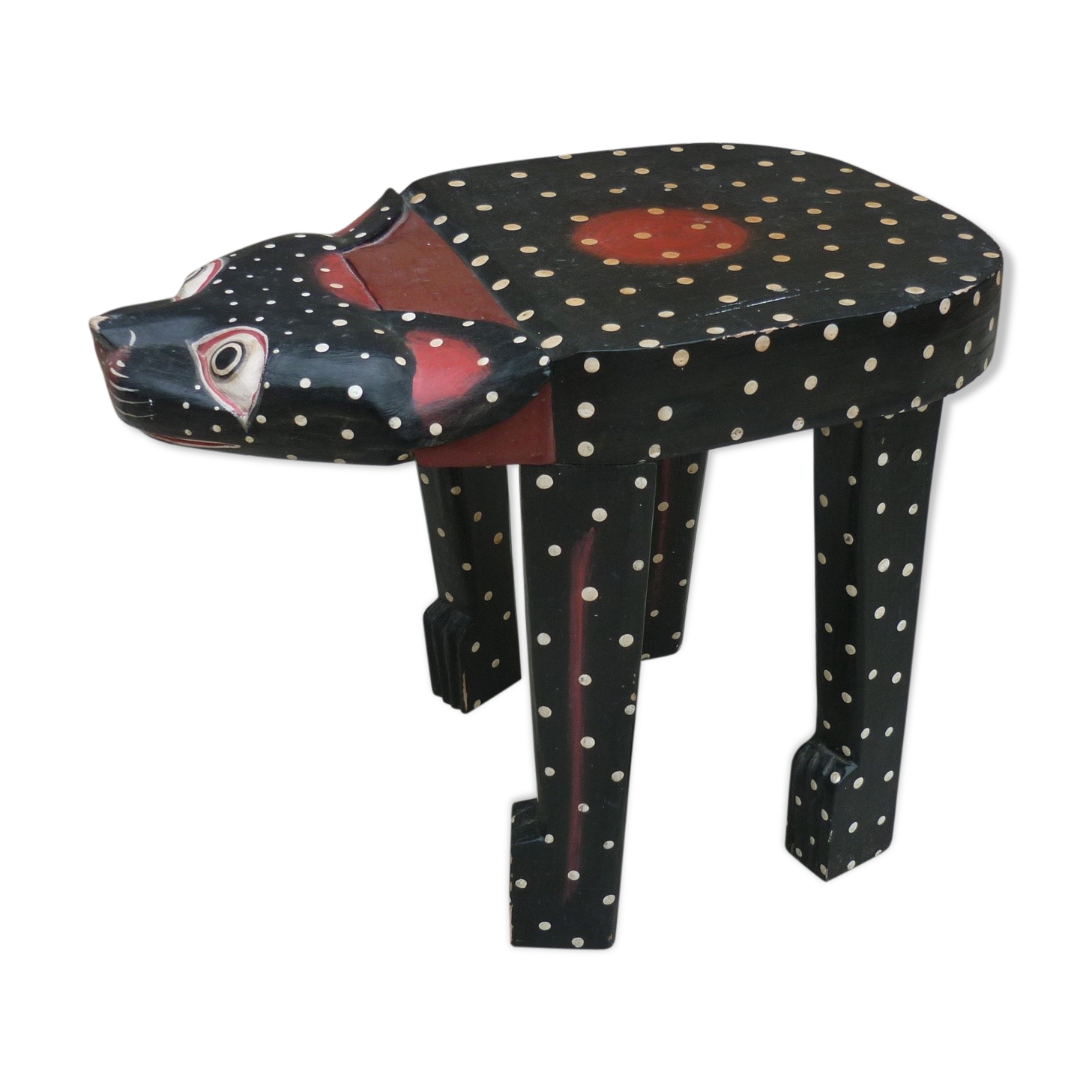 Tabouret depicting a cat