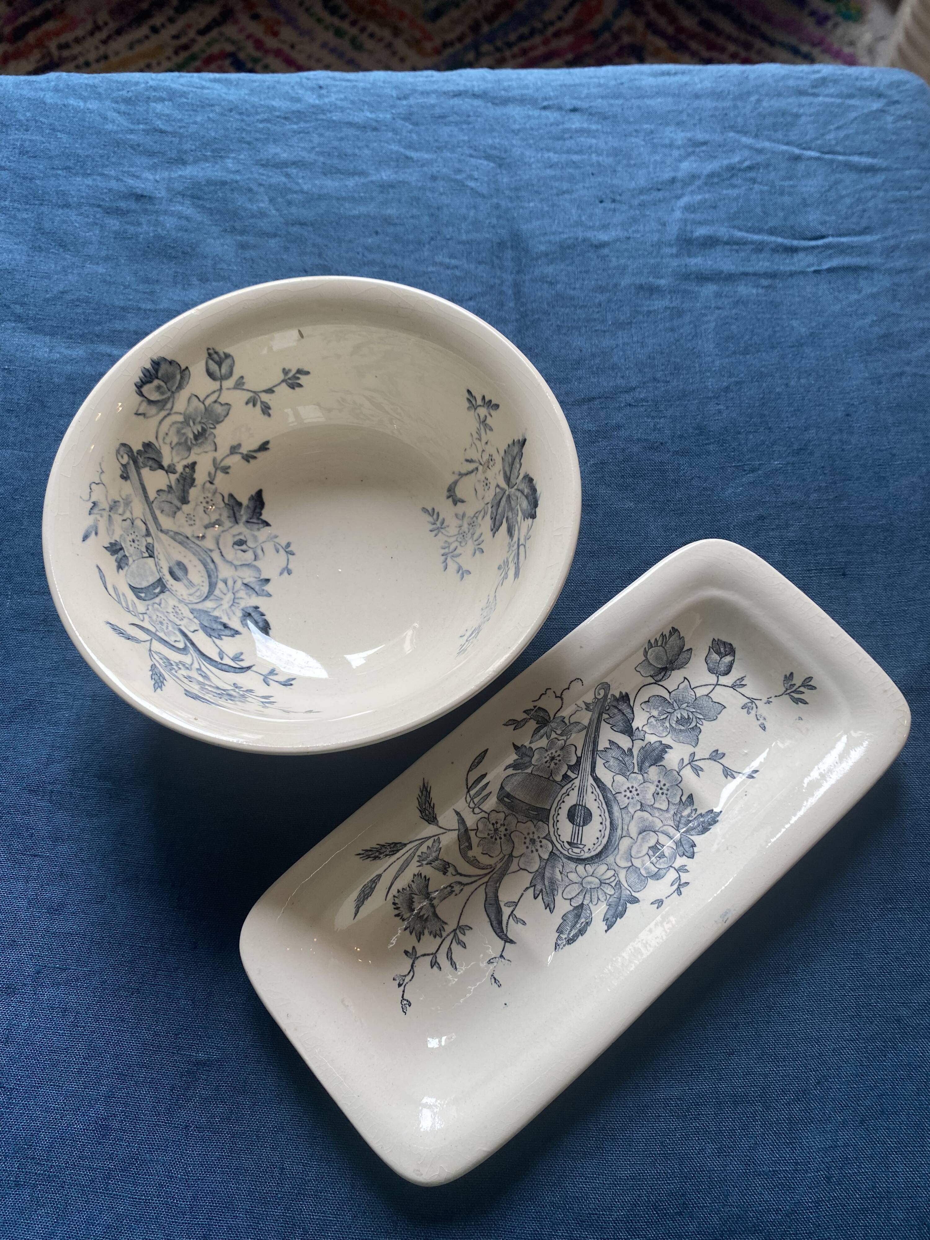 Bowl and soap holder manufacture of Longchamp
