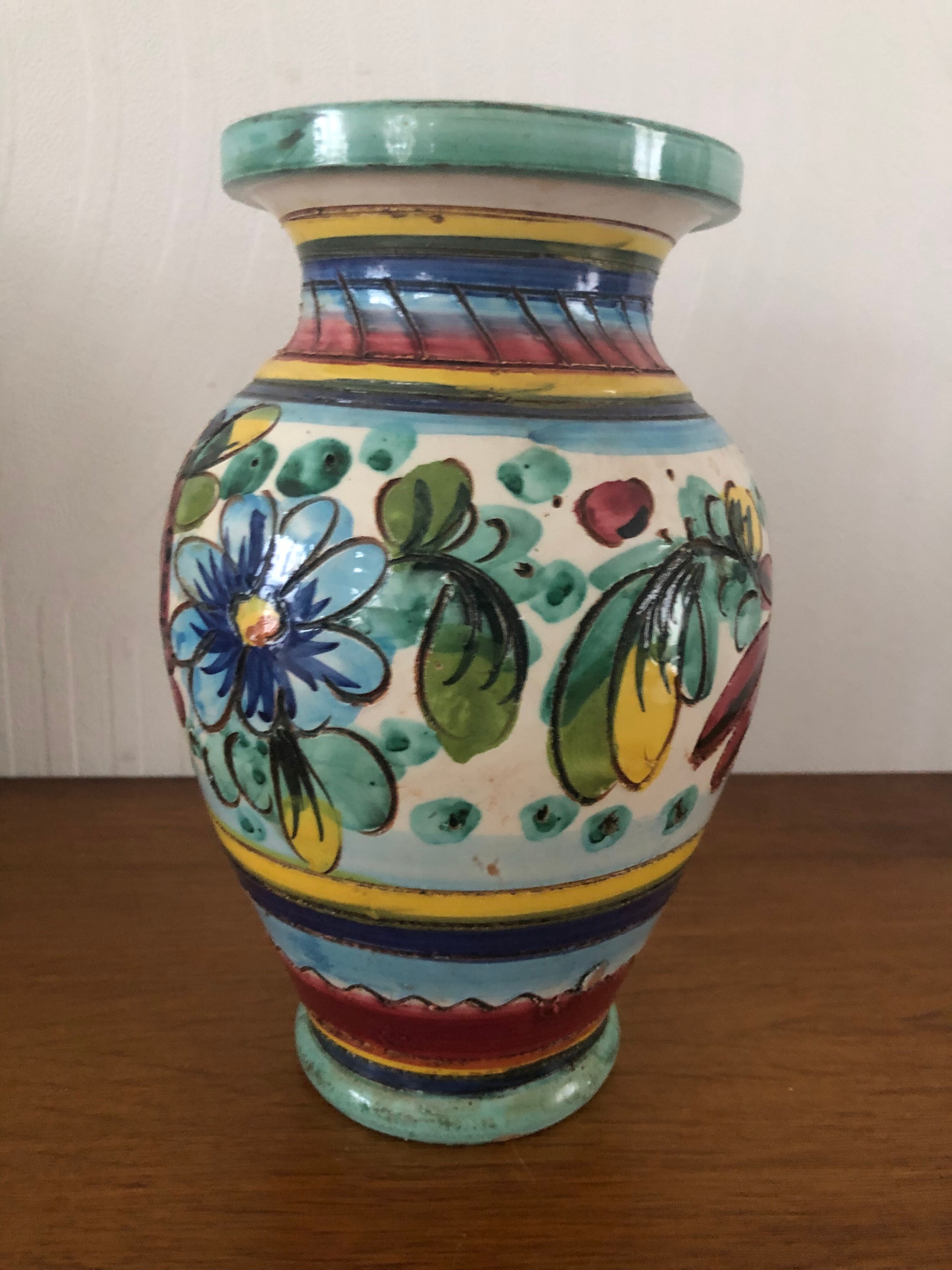 Italian majolica vase with flower pattern