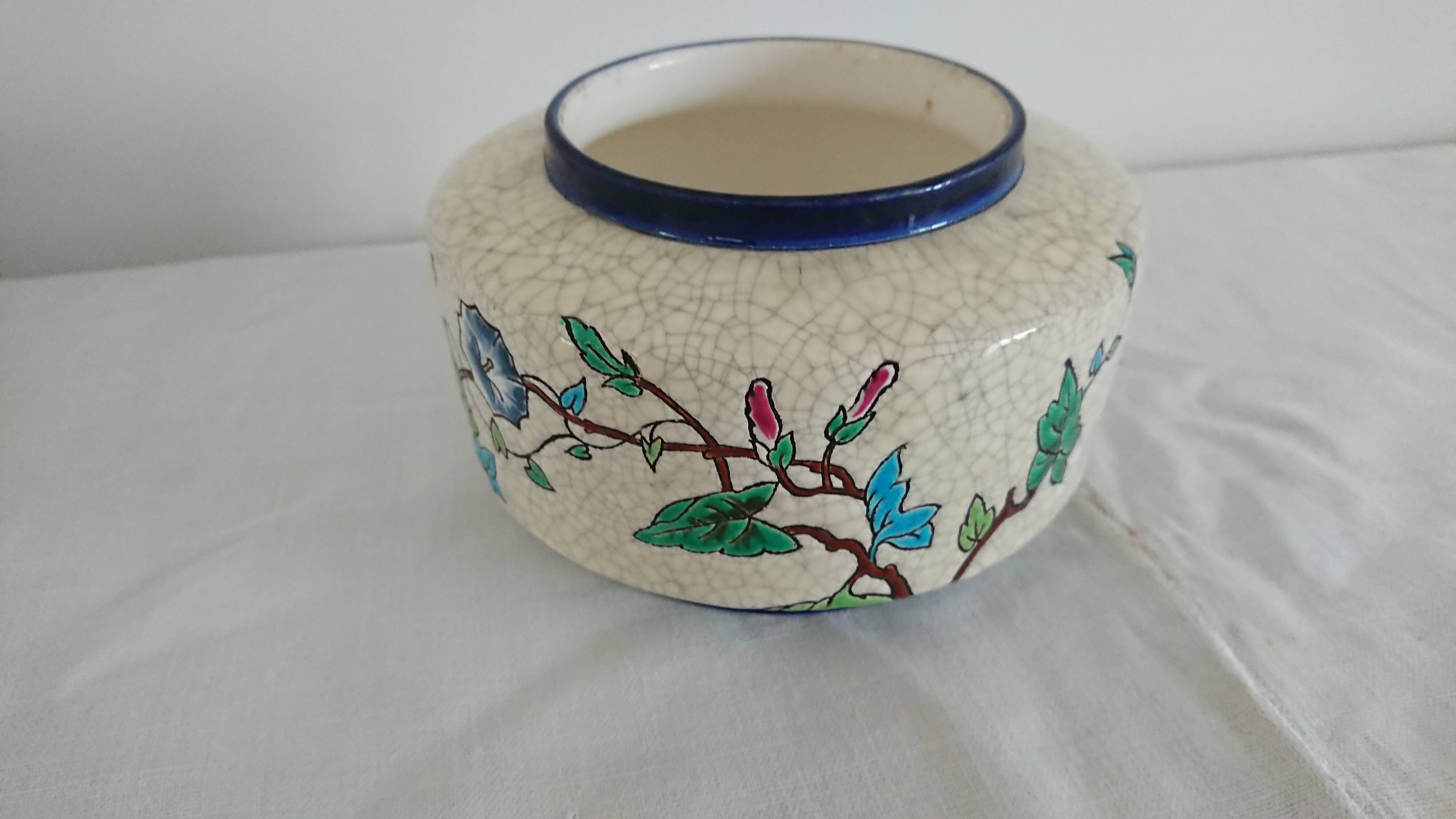 Longwy pot