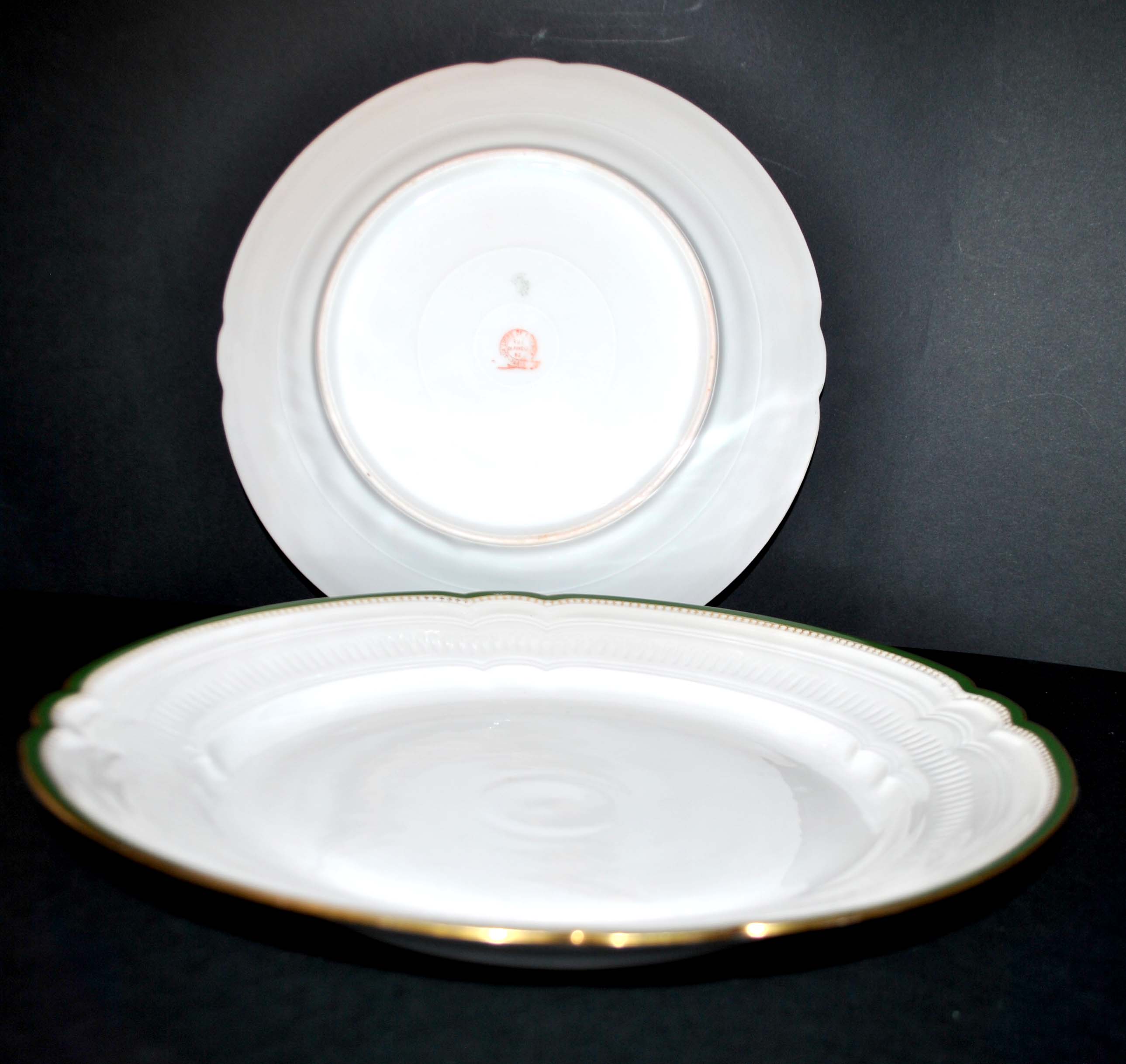 LIMOGES 2 round dishes antique chantournés in Green Gold edging porcelain "Aux Lions de Faïence Paris"