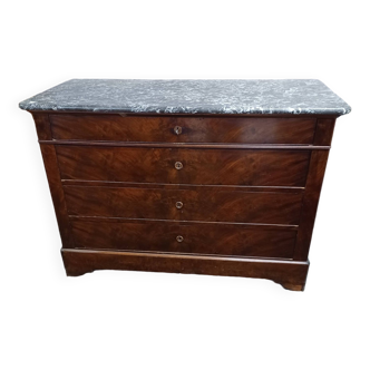 Louis Philippe mahogany chest of drawers