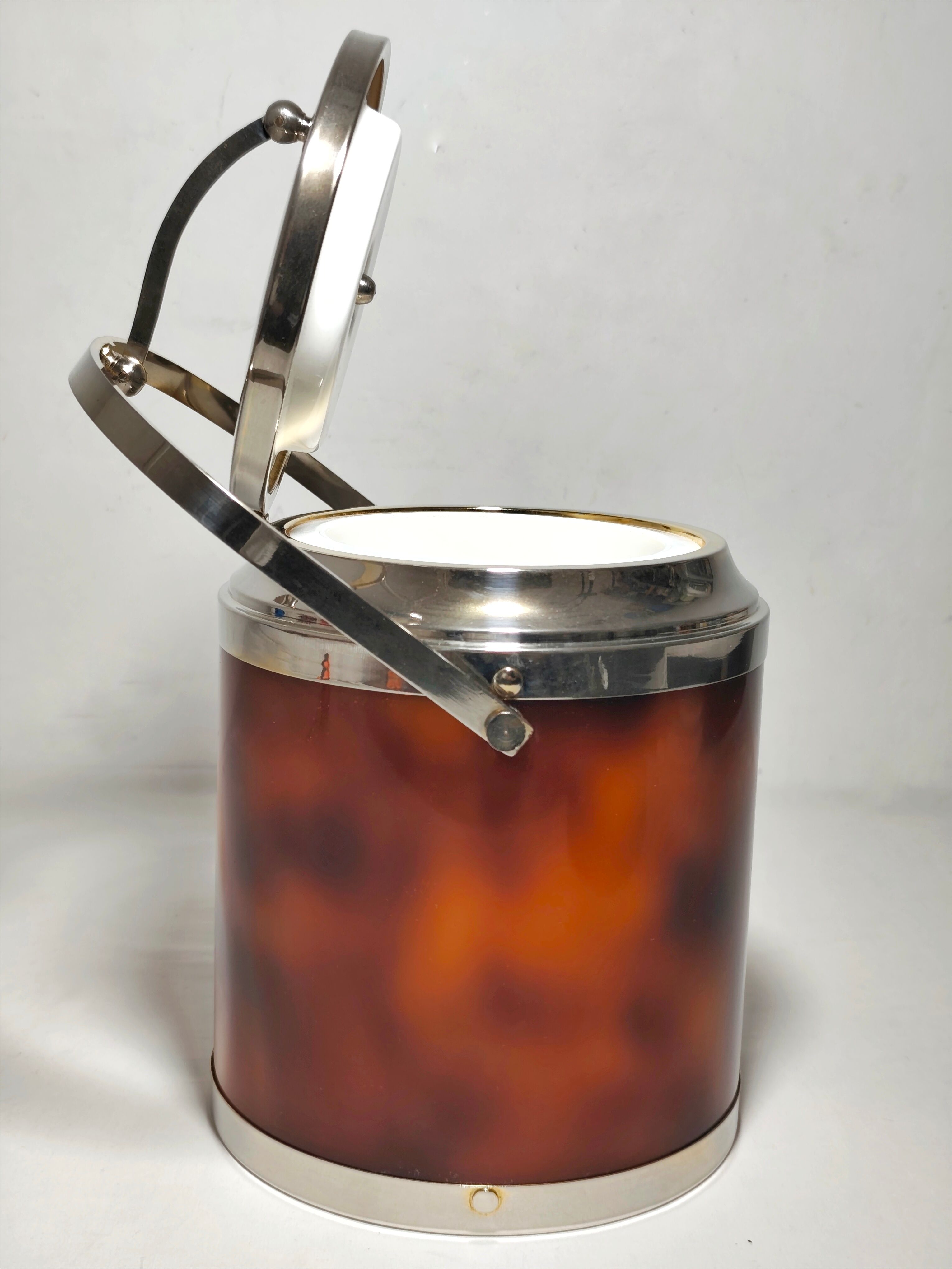 Acrylic and metal ice bucket. Spain, 1970s.
