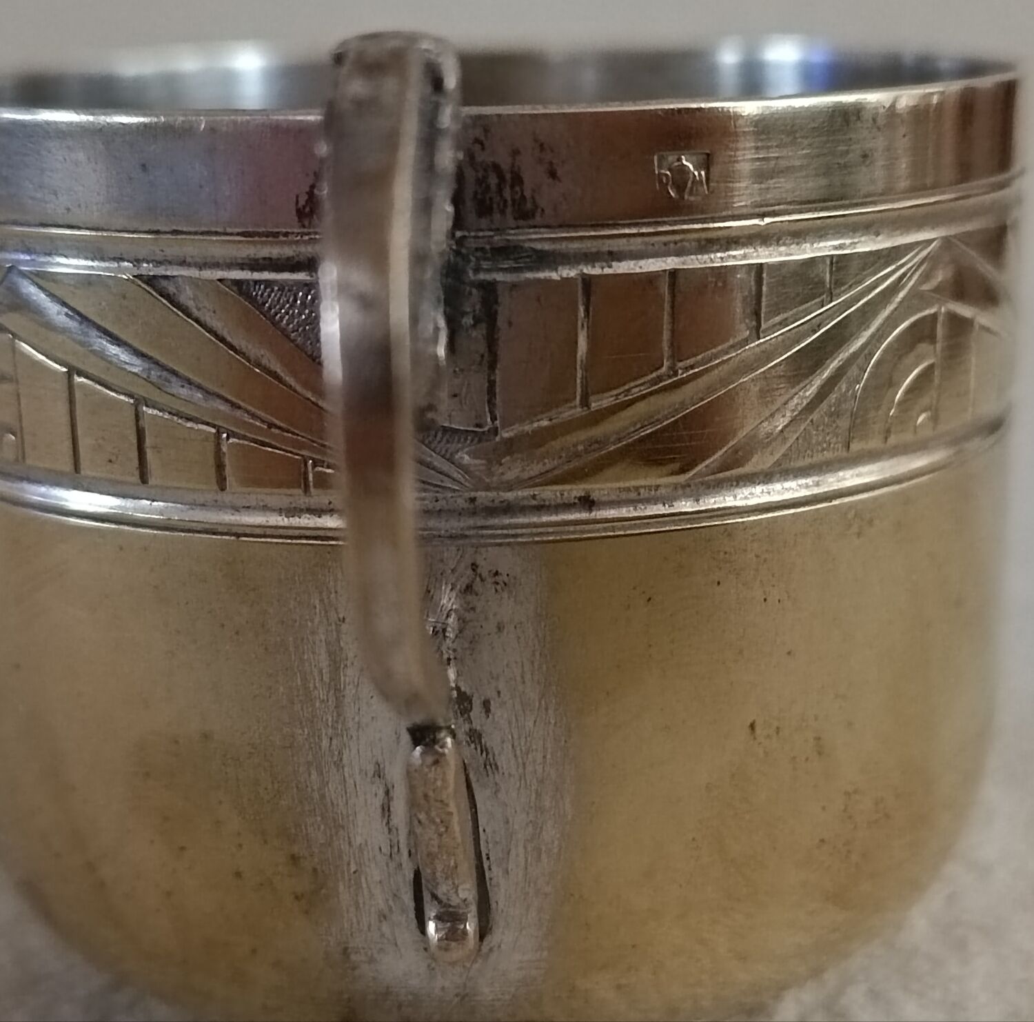 Silver metal cup monogram LJ