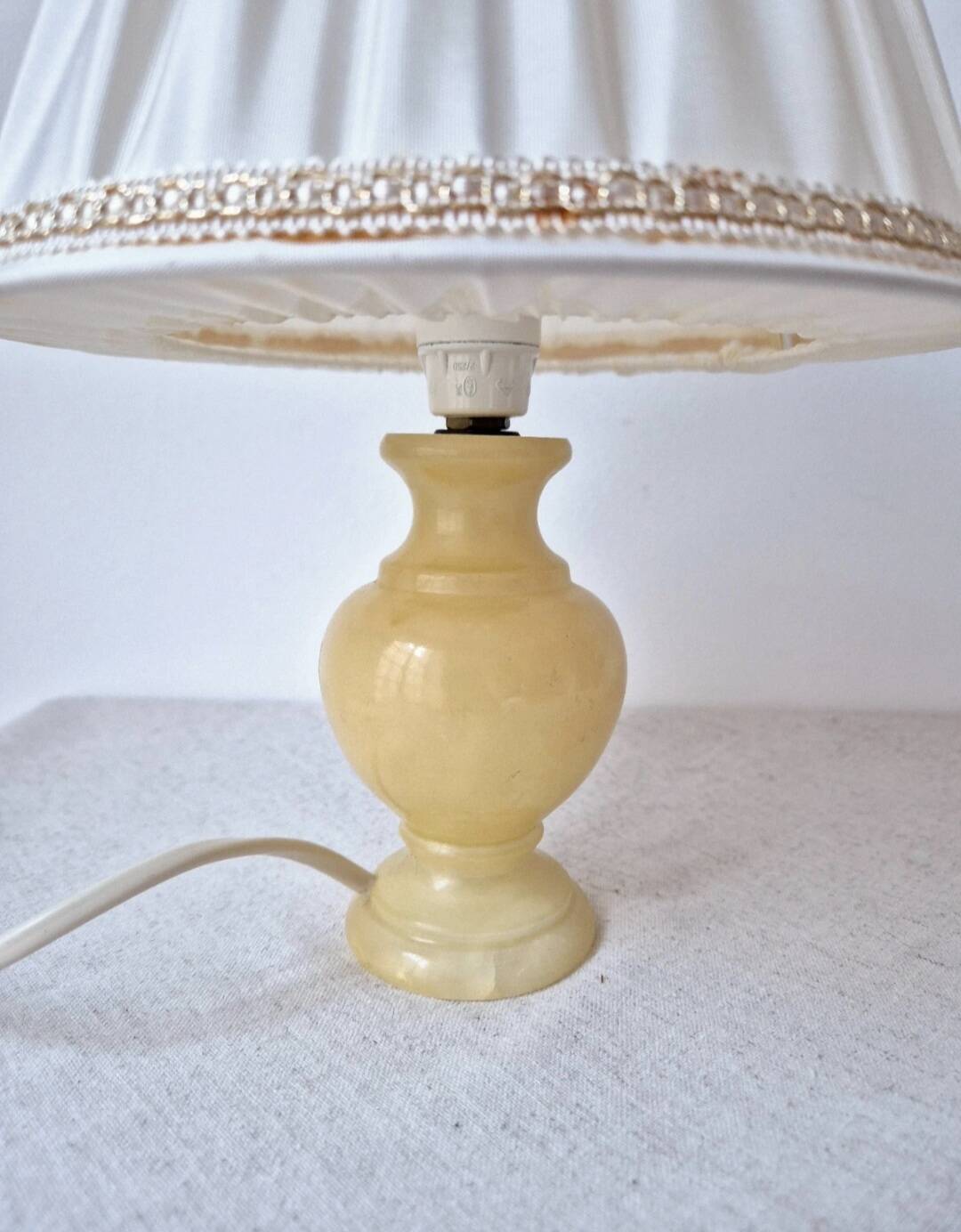 Vintage table lamp with alabaster base '1970s -