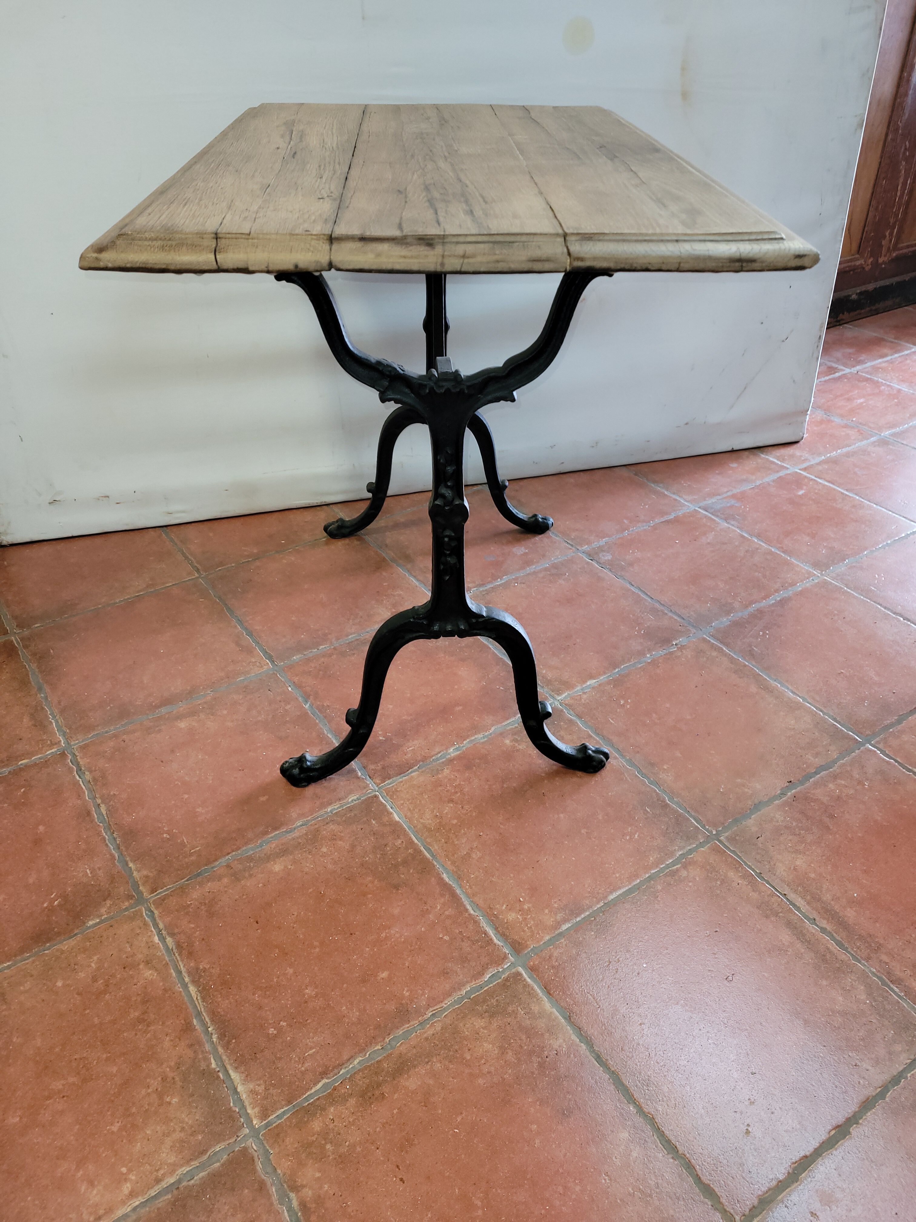 Bistro table