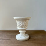 Vase en albâtre sculpté vintage