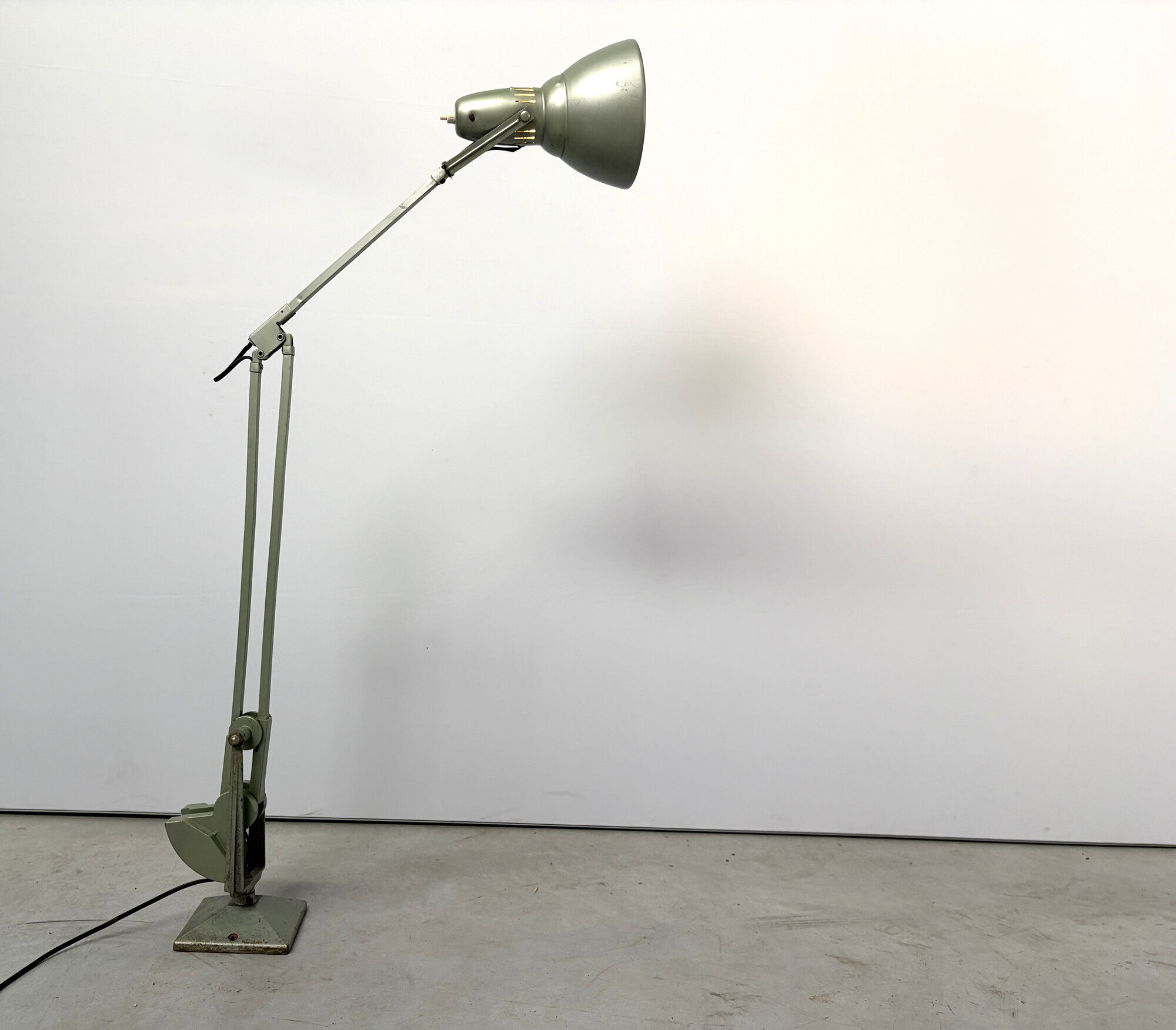 Articulated workshop light by Erpe, Belgium, 1950s