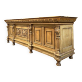 Old fir counter